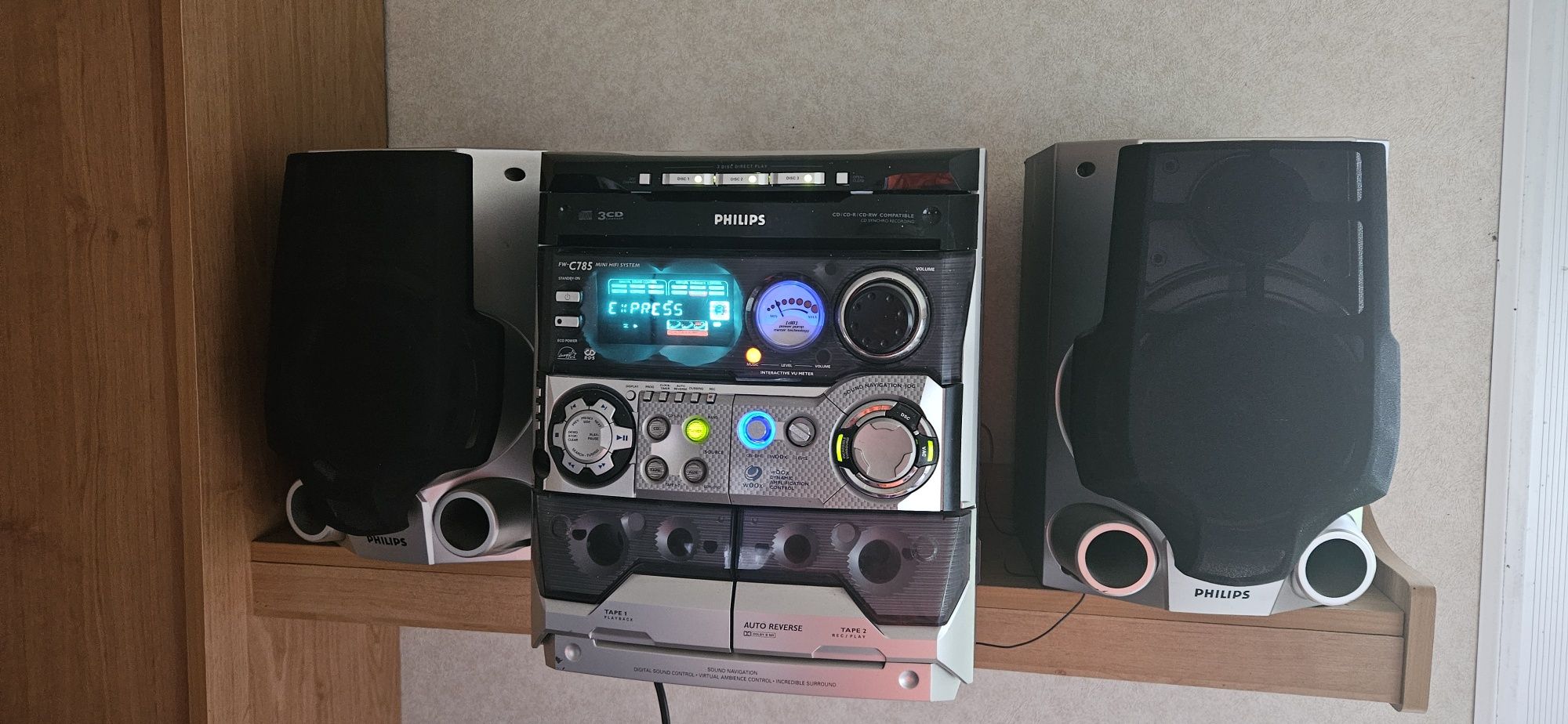 Wieża stereo Philips FW-C785 retro