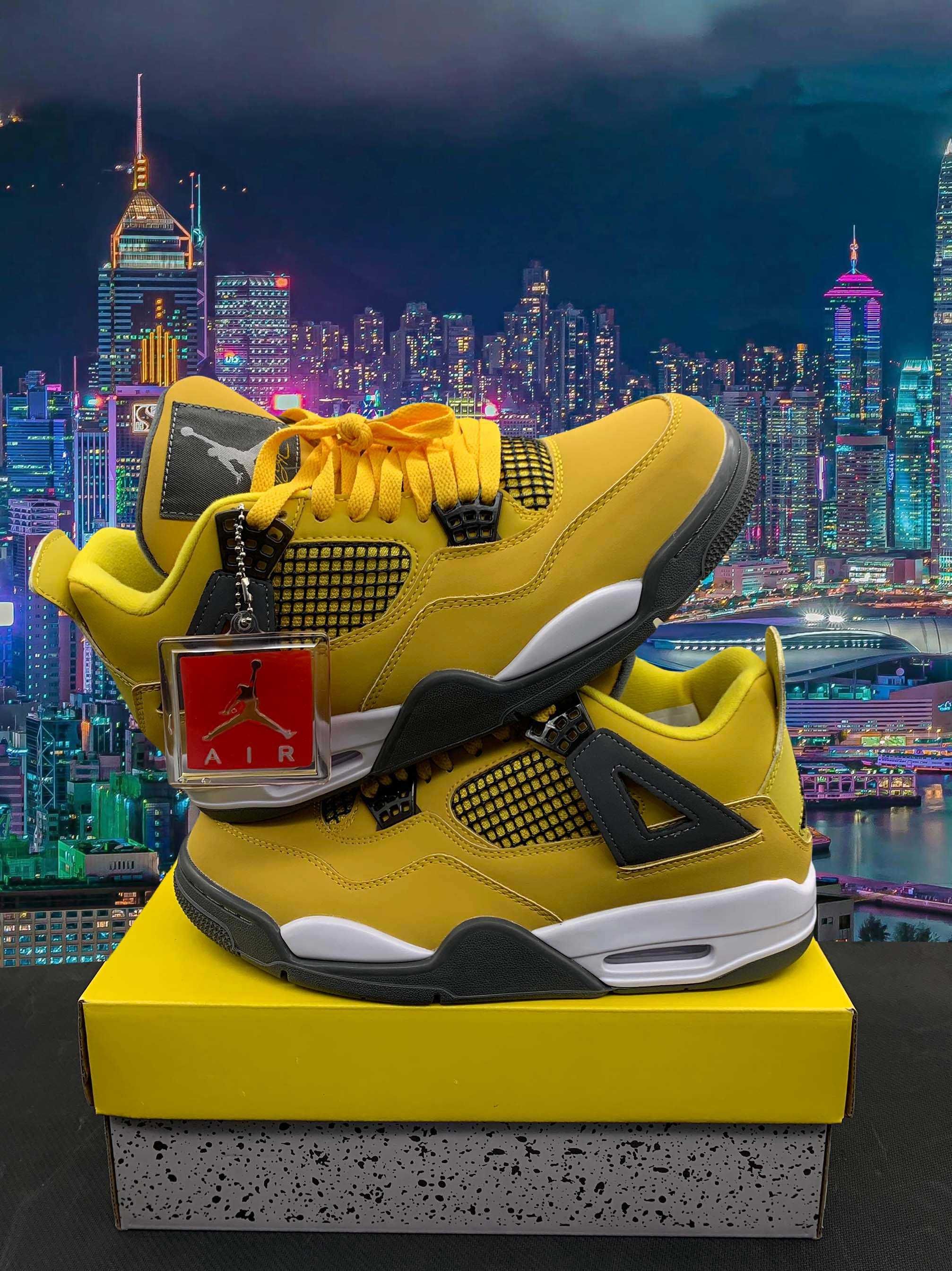Jordan 4 Retro Lightning 42 EU / 8,5US / 26,5 CM