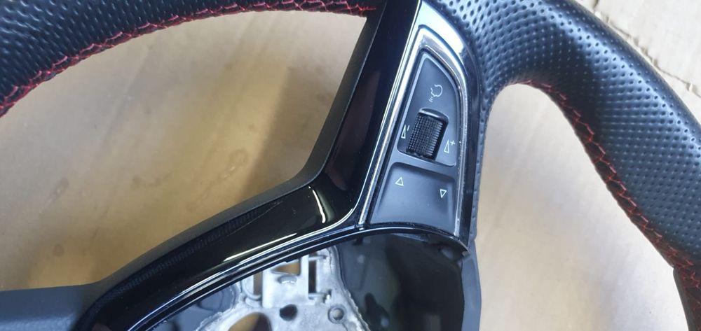 Kierownica skoda octavia 3 vrs idealna łopaty oryginał