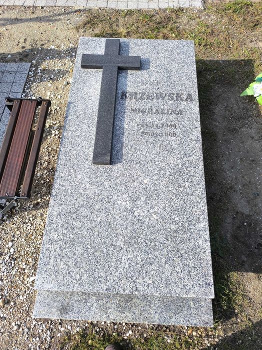 Nagrobek granitowy do demontażu