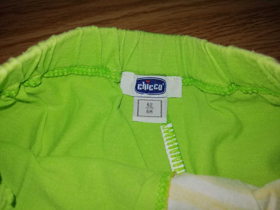 Calções marca Chicco: Tam 6 Meses