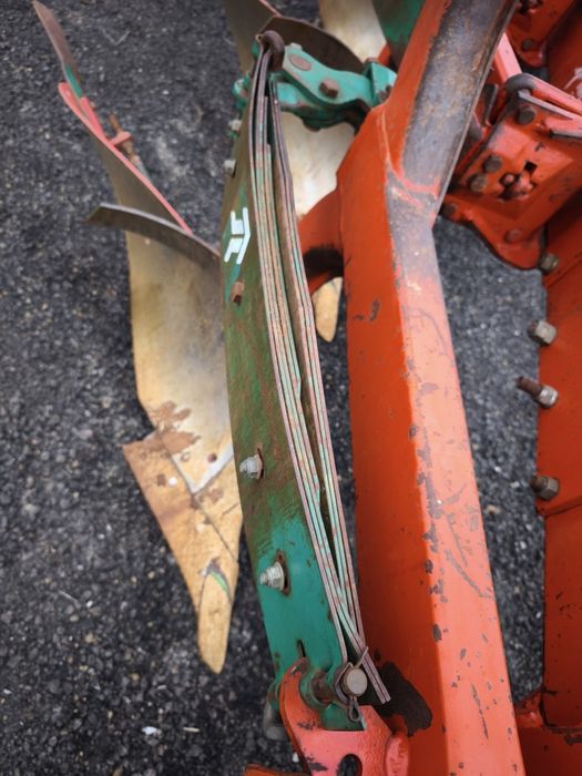 Kverneland Eg 100 Vario Pług 4 skibowy