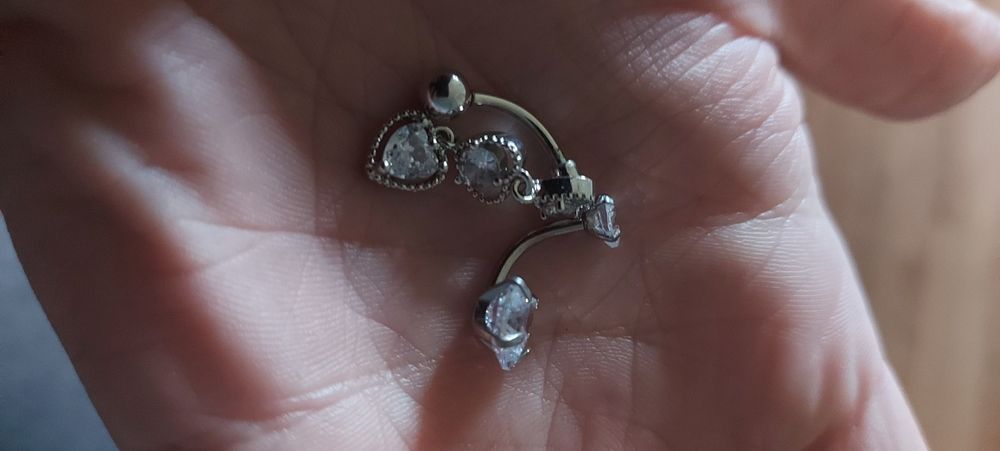 Kolczyki do nosa lub łuku brwiowego