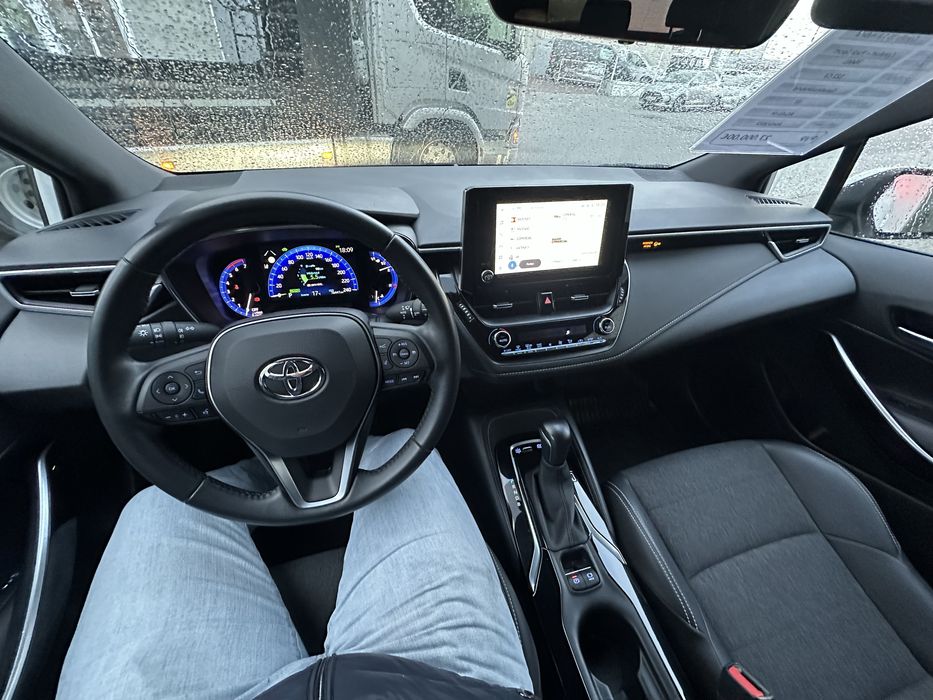 Toyota Corolla Touring Sports