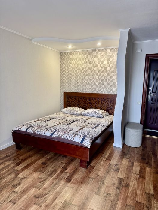 Затишна квартира на березі Дніпра на Митниці!