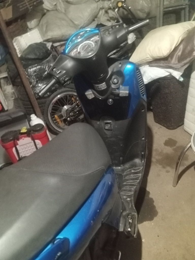 Honda sh 150     .