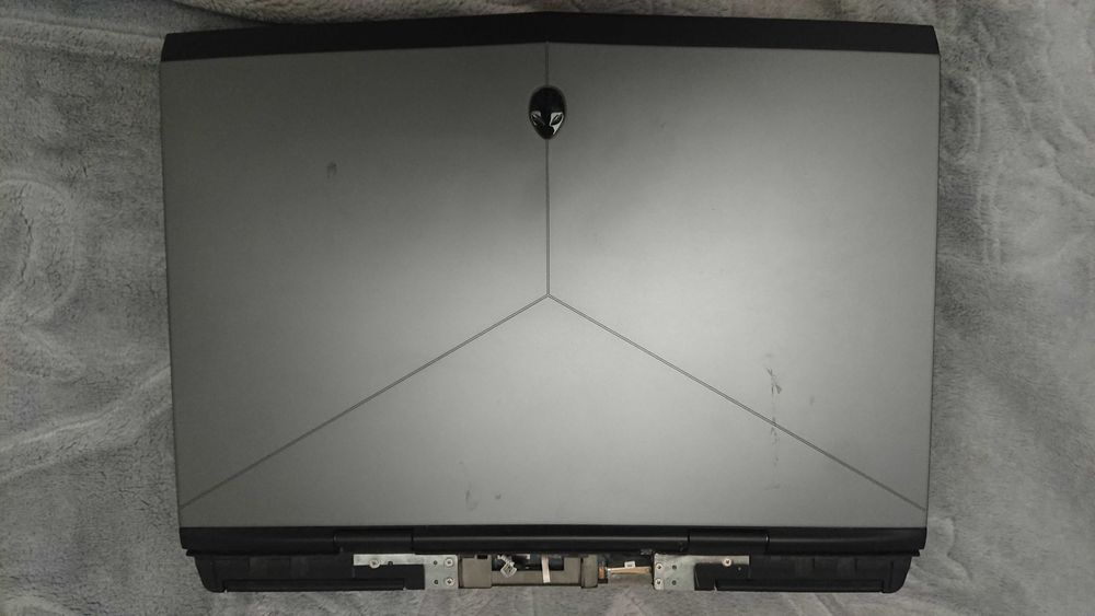 Alienware 17 R4 – baza / na części – nowy ekran + ładowarka + RAM