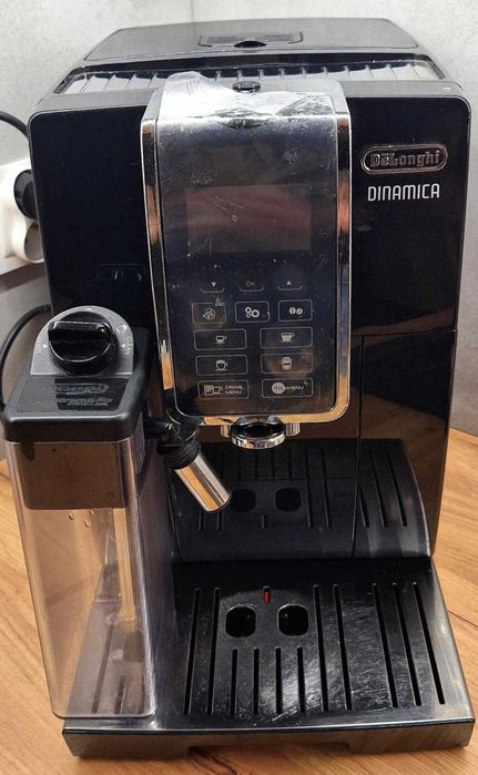 ekspres do kawy De'longhi Dinamica