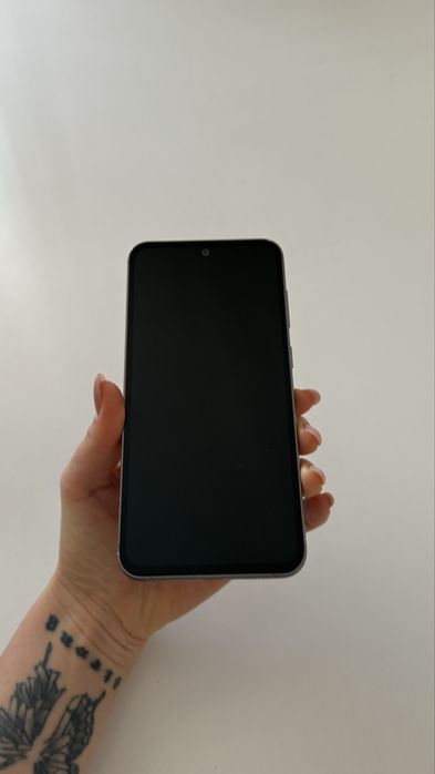 Самсунг с23 фє в гарному доглянутому стані все гарно працює