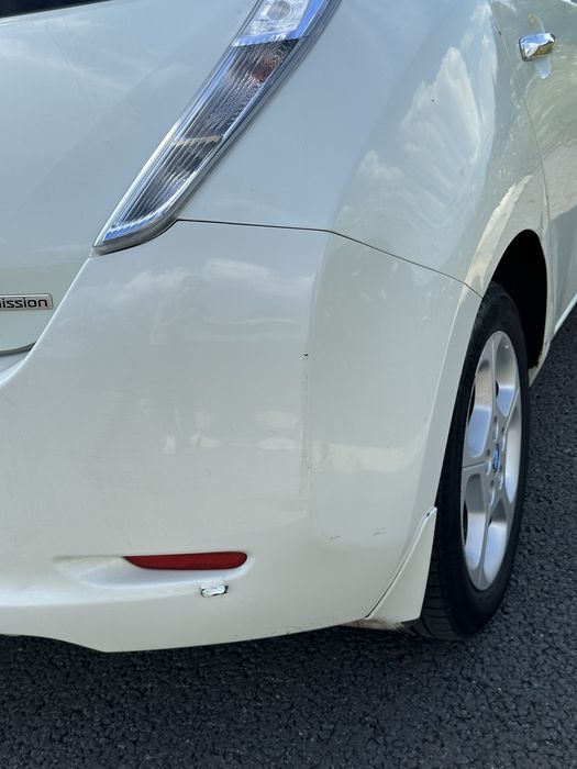 Продам Nissan Leaf