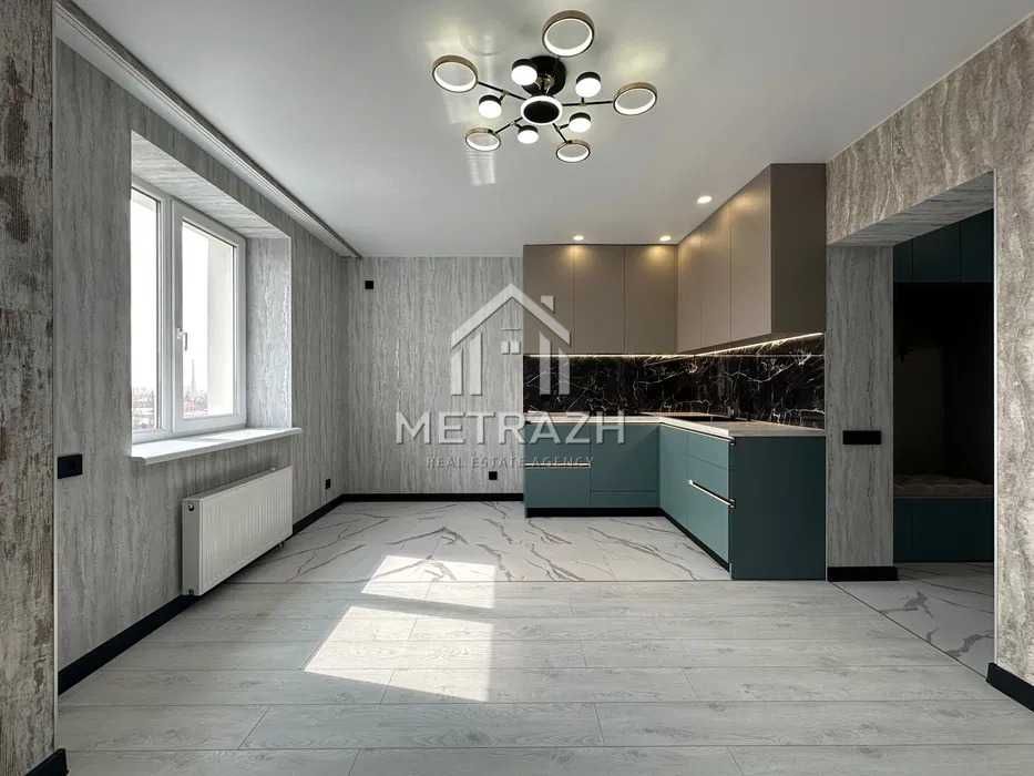Продаю 2х комнатную квартиру 60 м2 с новім ремонтом ЖК Левада