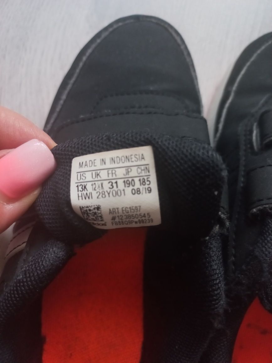 Buty chłopięce Adidas rozmiar 31