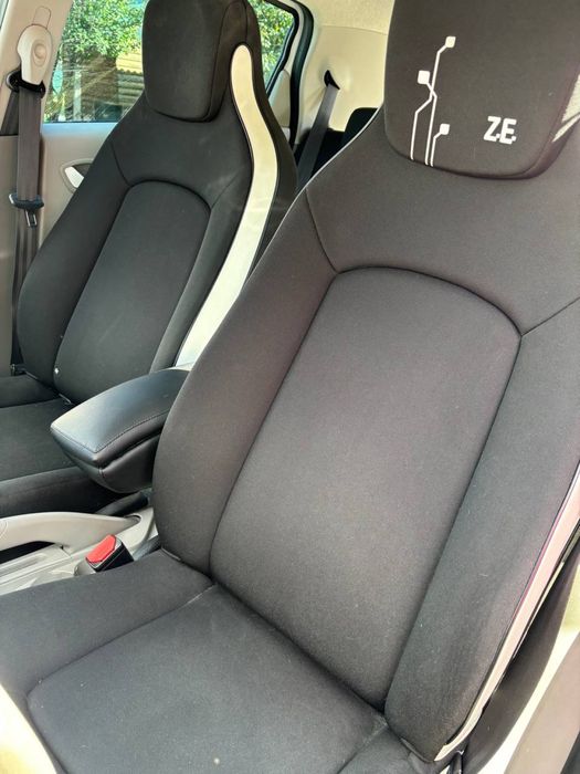 Продам електроавто Renault Zoe 22kwt