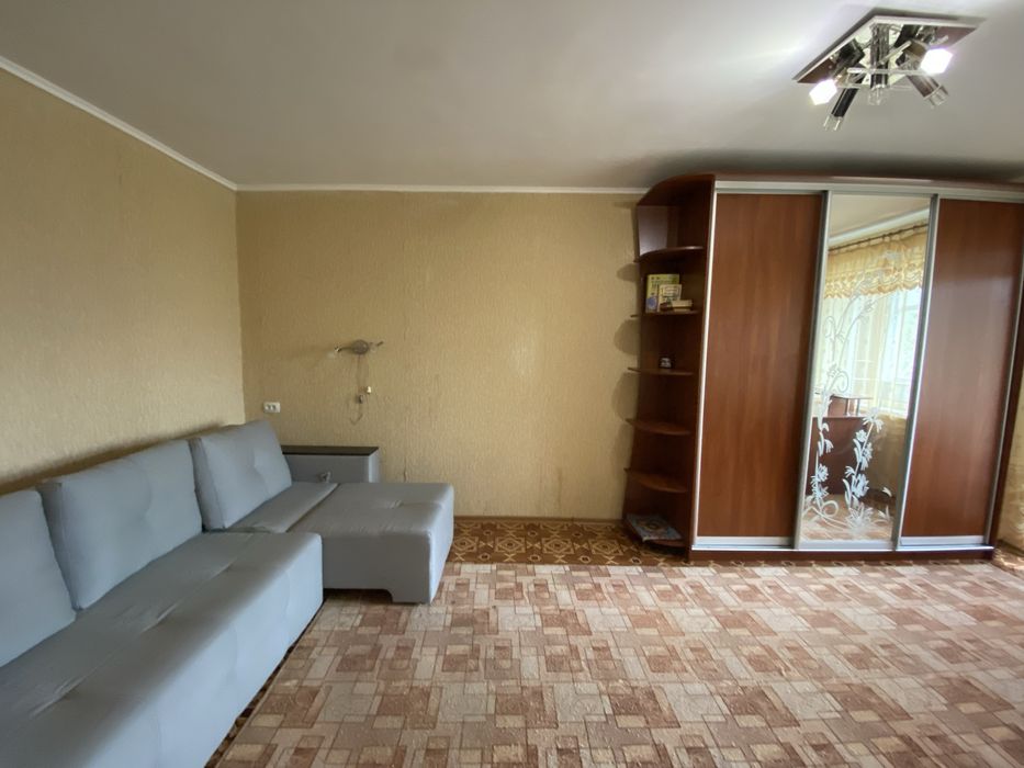 Продается 1 комнатная квартира в Корабельном районе