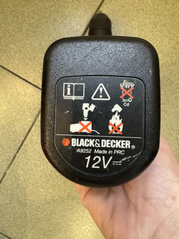Акумуляторний шуруповерт  Black&Decker