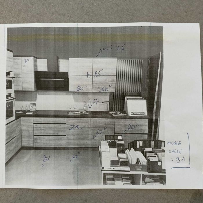 Meble kuchenne z ekspozycji sprzedam-płyta laminowana,okucia Blum