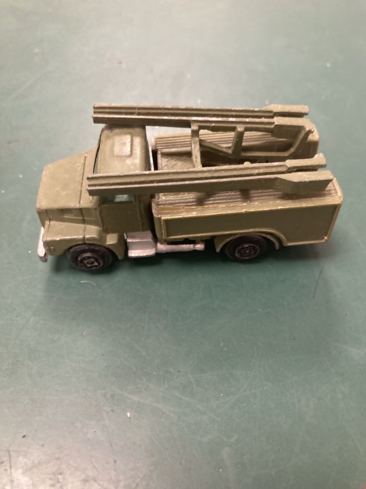 Lote 6 miniaturas Guisval