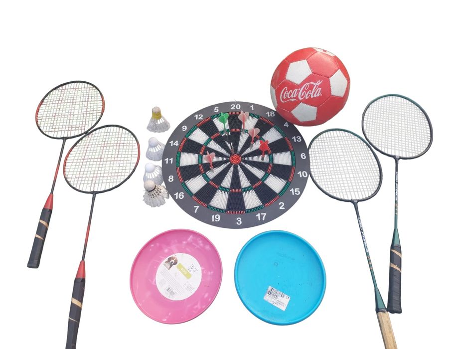 Piłka nożna,Dart,badminton,frizbi