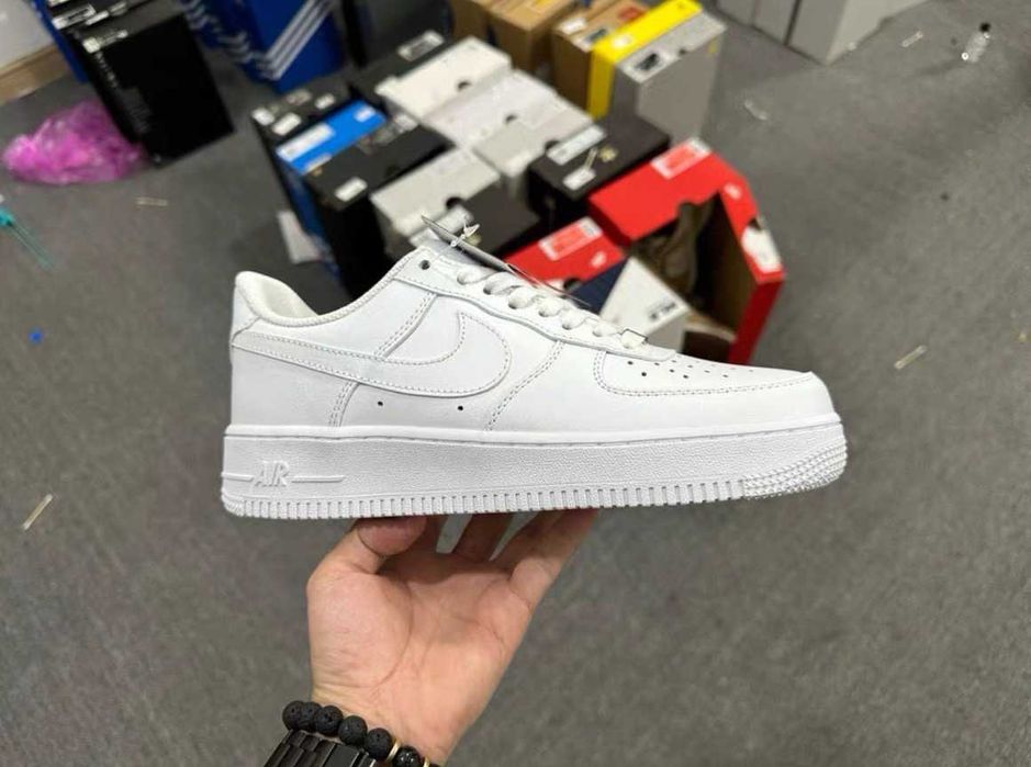 Buty Nike Air Force 1 Low '07 White R.41