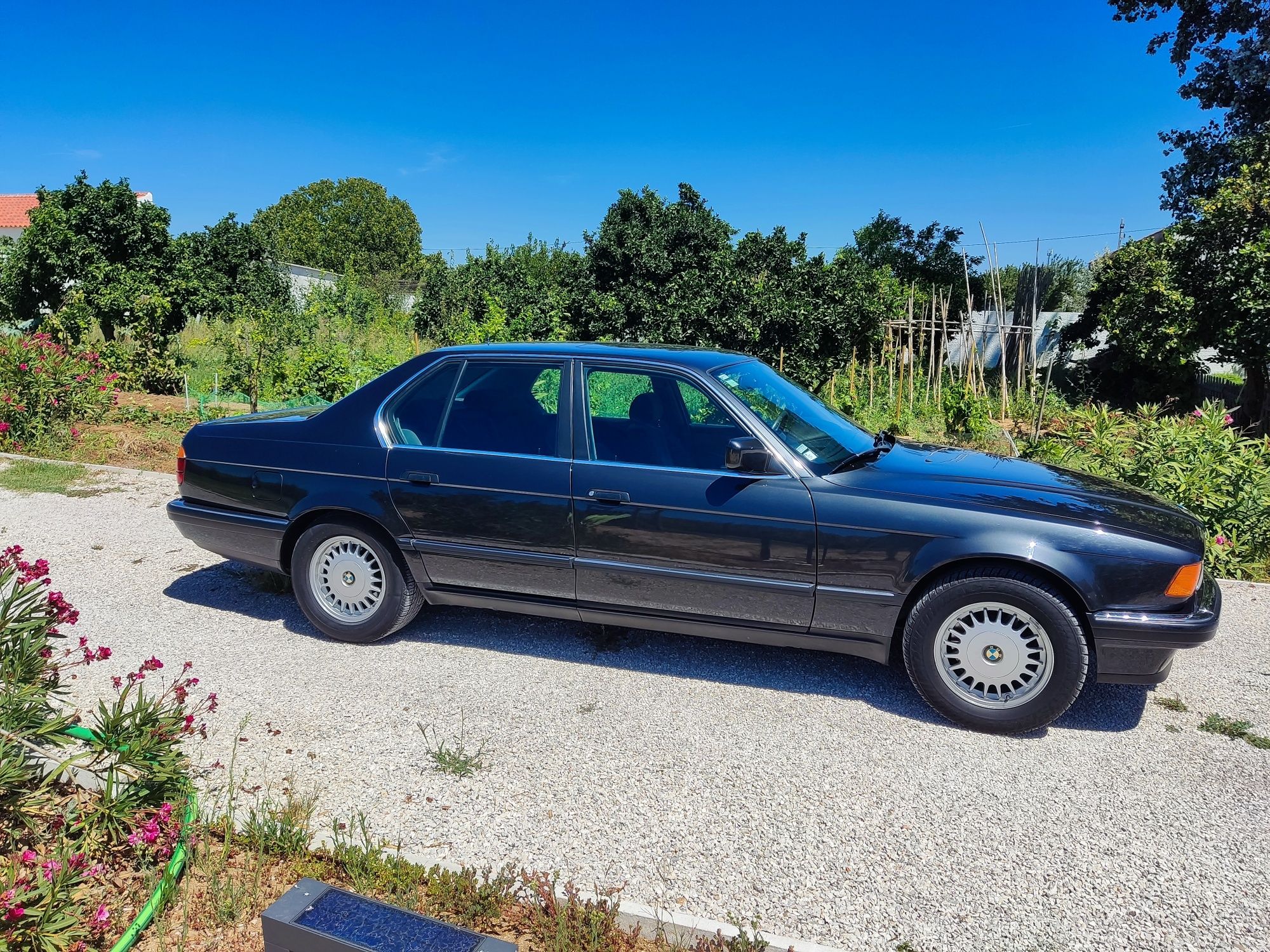 BMW 730i E32 1988