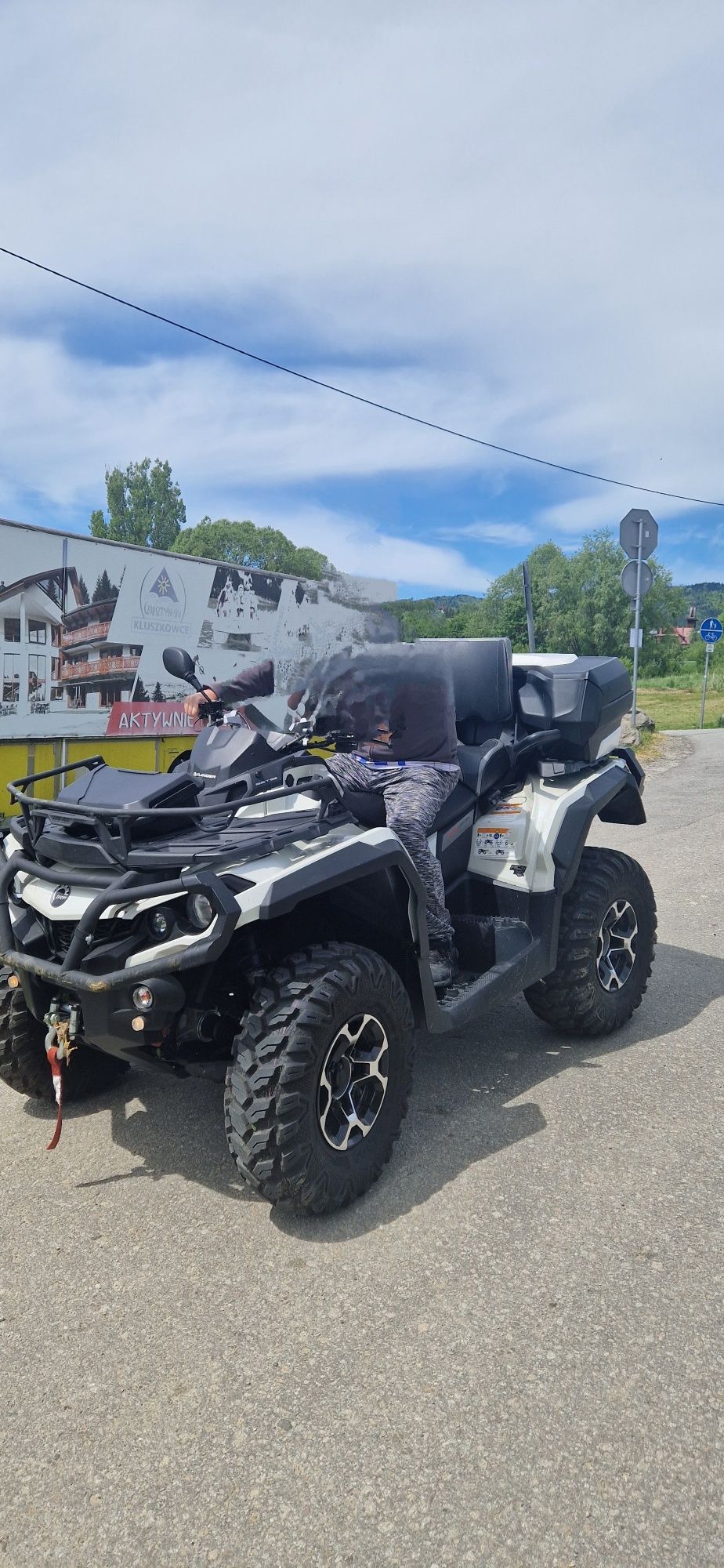 Quad Can-am Outlander max limited rok 2014