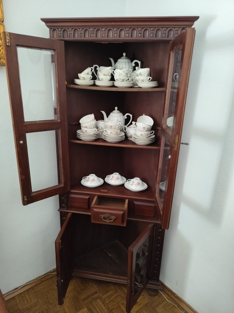 Móvel de canto / vitrine