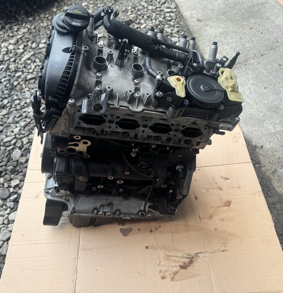 Q5 80A  двигун мотор 2.0  DJY DJYA djy VW Audi  A4 B9 8W A5