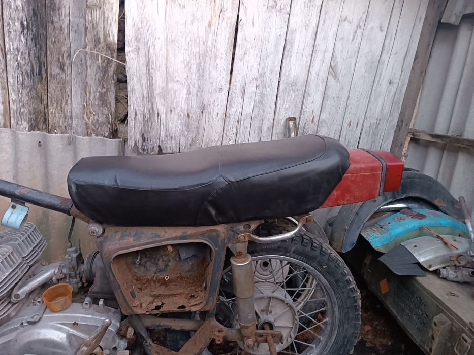 продам сидіння іж юпітер/планета 5