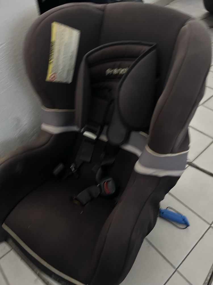 Cadeira de carro bebe / criança