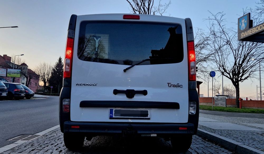 Renault TRAFIC AUTOMAT 2.0Dci 6-cio osobowy MEGA STAN/ZAMIANA