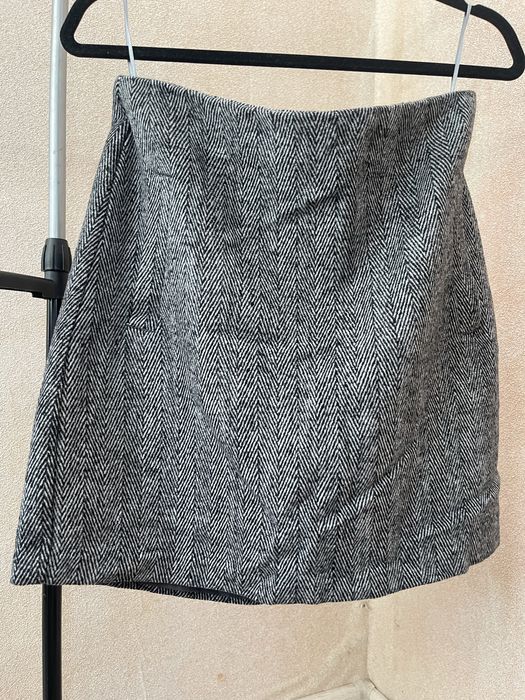 Жіноча спідниця