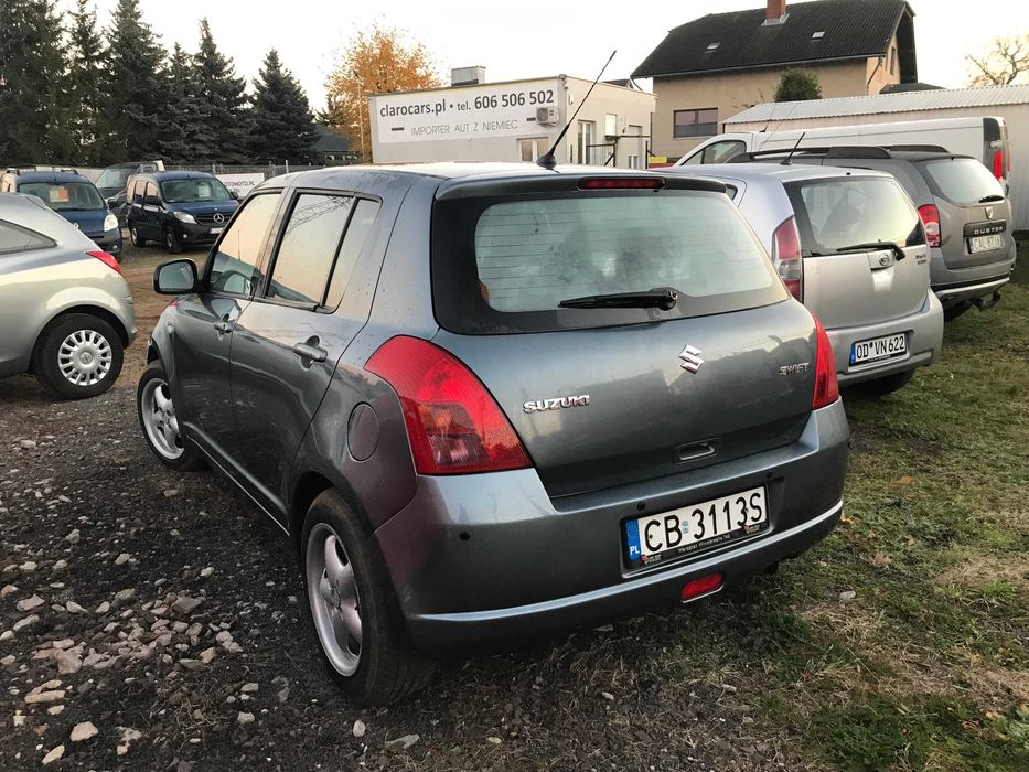 SUZUKI SWIFT 1.3 benzyna 2008r. 2 sztuki Instalacja Gazowa do 2031r.