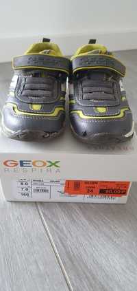 Geox - buty przejsciowe - r.24 - 14.5cm - chlopiece -swiecaca podeszwa