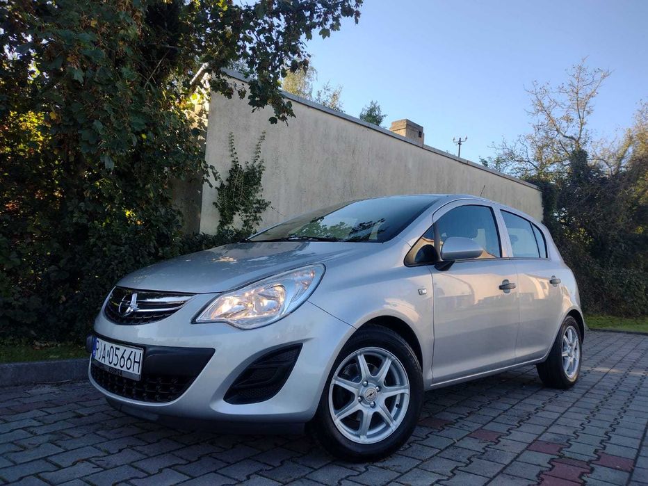 Opel Corsa D zadbany 1.2 80km 5 drzwi 2011r