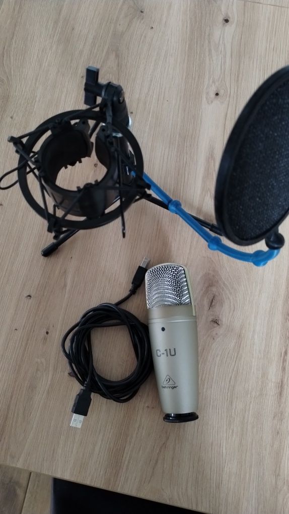 Mikrofon C-1U + pop filter
