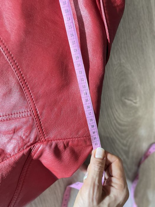 Жіноча шкіряна куртка (Італія)