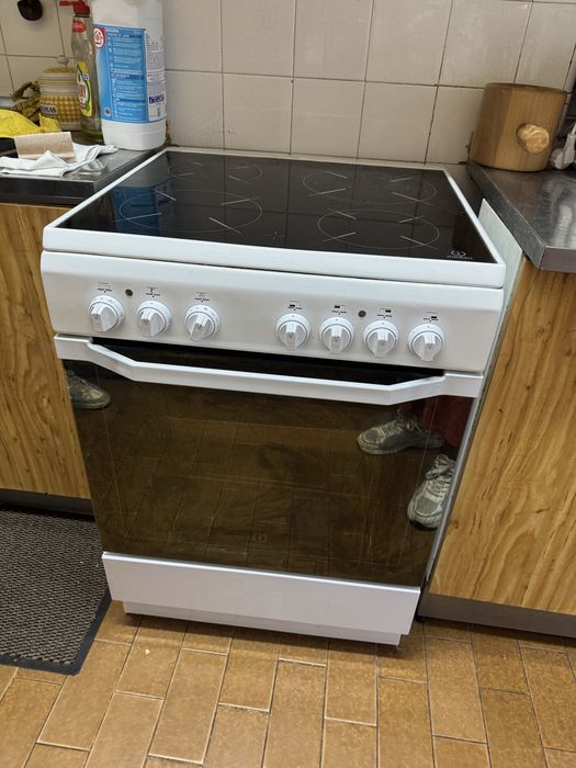 Fogão com forno Indesit