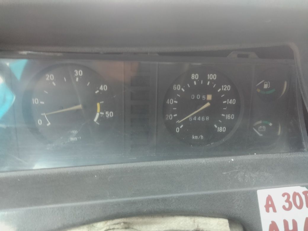 Продам 2-е Газели 32213