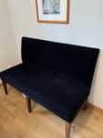 Sofa czarna welurowa