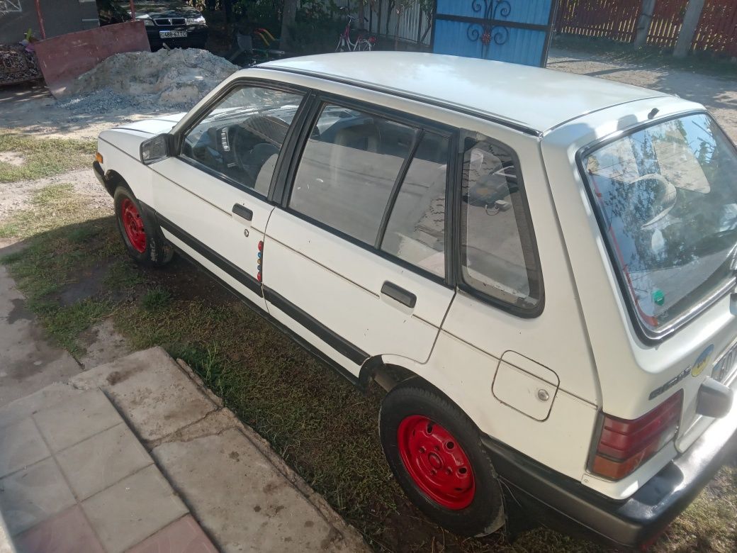 Suzuki Swift 1 покоління