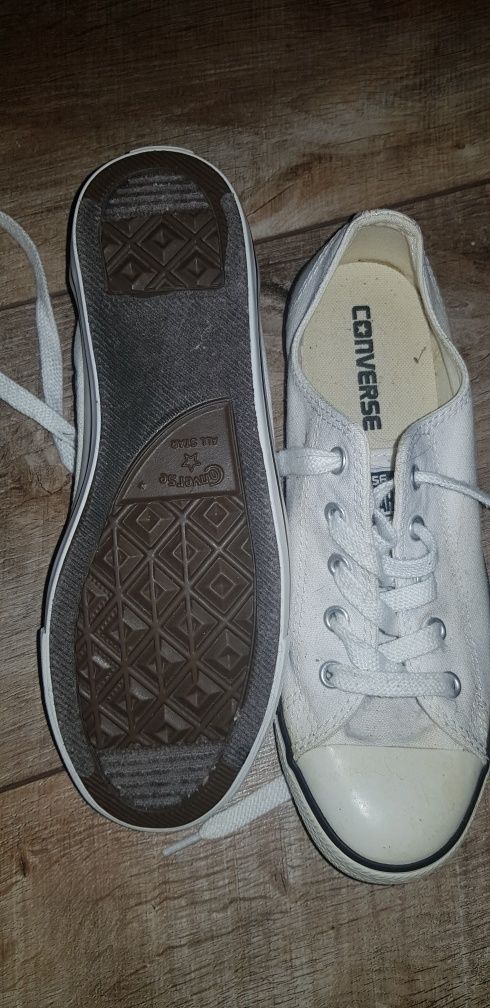 Продати кеди converse