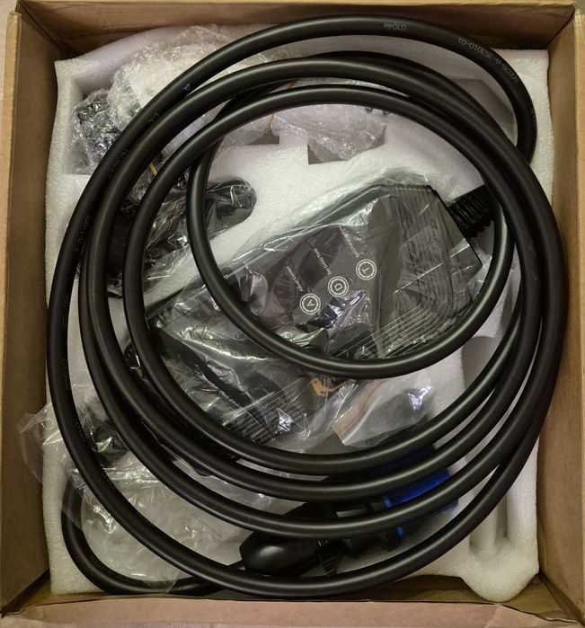 Зарядний пристрій для електромобіля FEYREE 32A, GBT