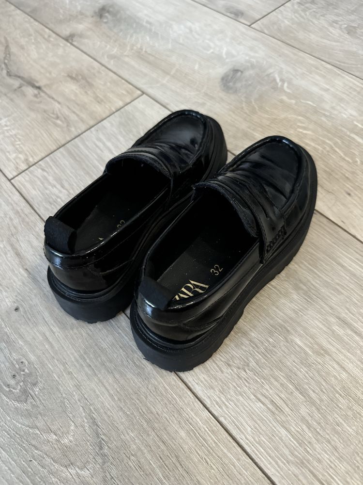 Лофери для дівчинки zara
