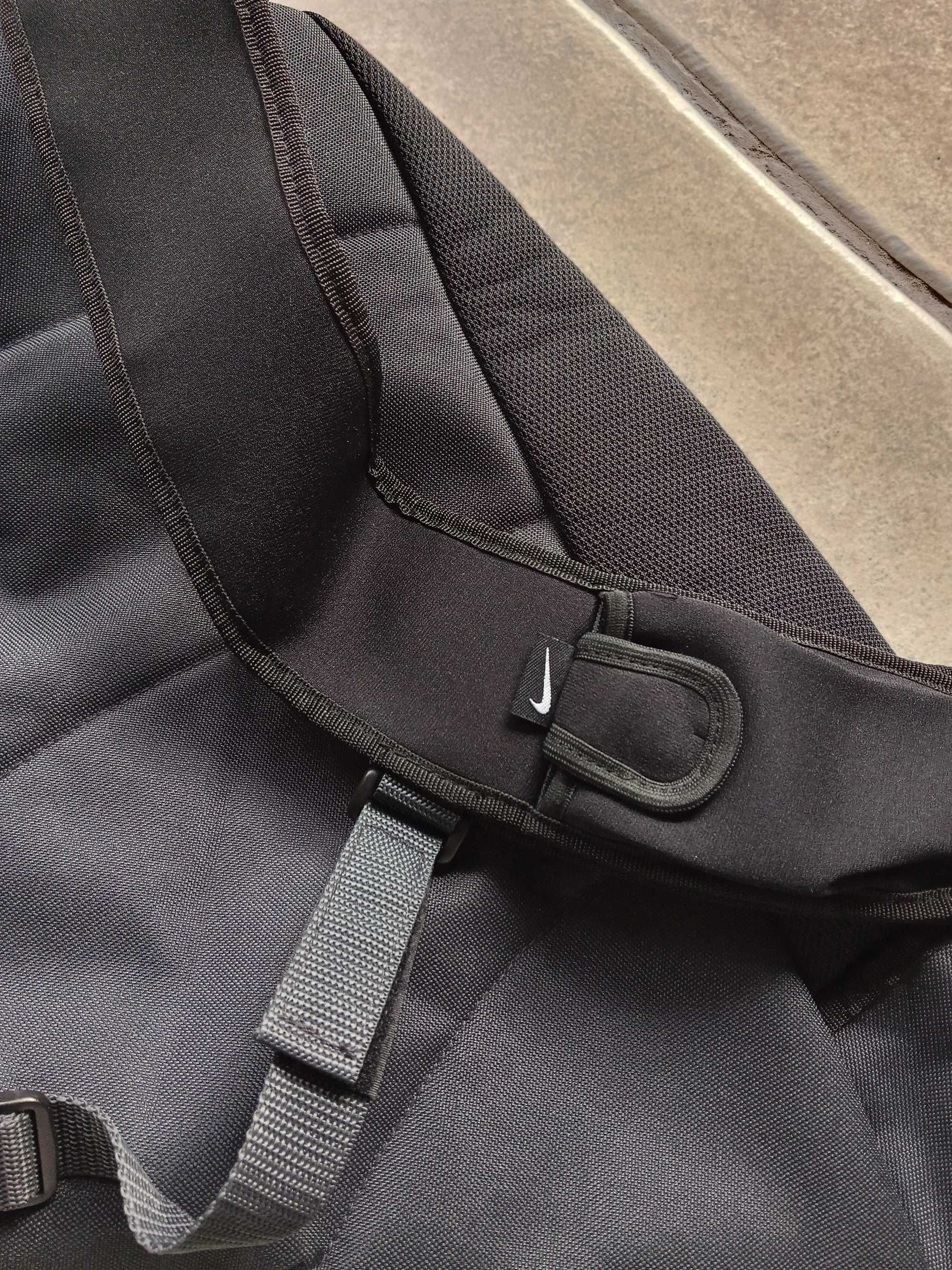 Plecak Nike na jedno ramię vintage