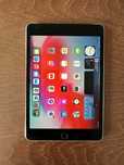 iPad mini 4 tablet Apple