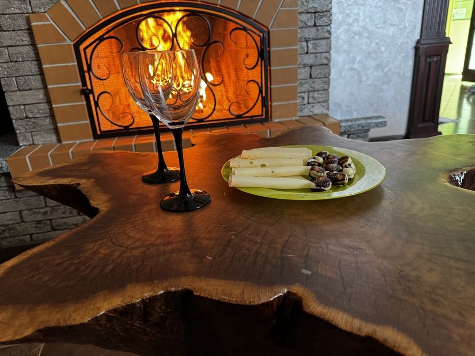 Журнальний столик