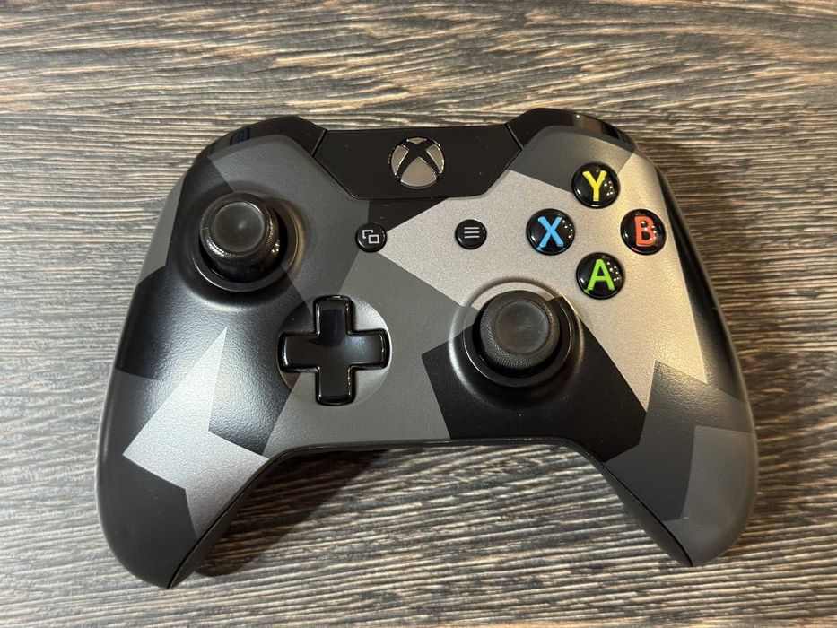 Kontroler Xbox One Special Edition Covert Forces + adapter bezprz.