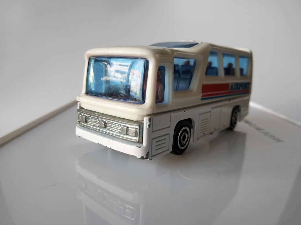 1/87 Minibus "Aeroporto" (Majorette)