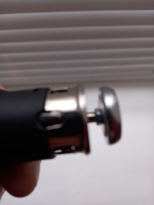 Продам новый прикуриватель на Ланос, Сенс