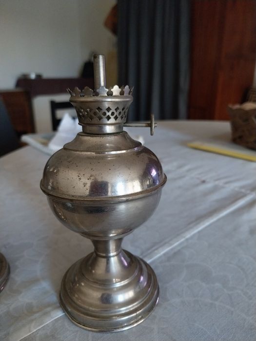 Candeeiro a petróleo